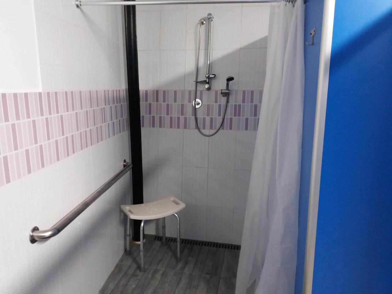 Albergue Monterrey Santiago de Compostela Bagian luar foto